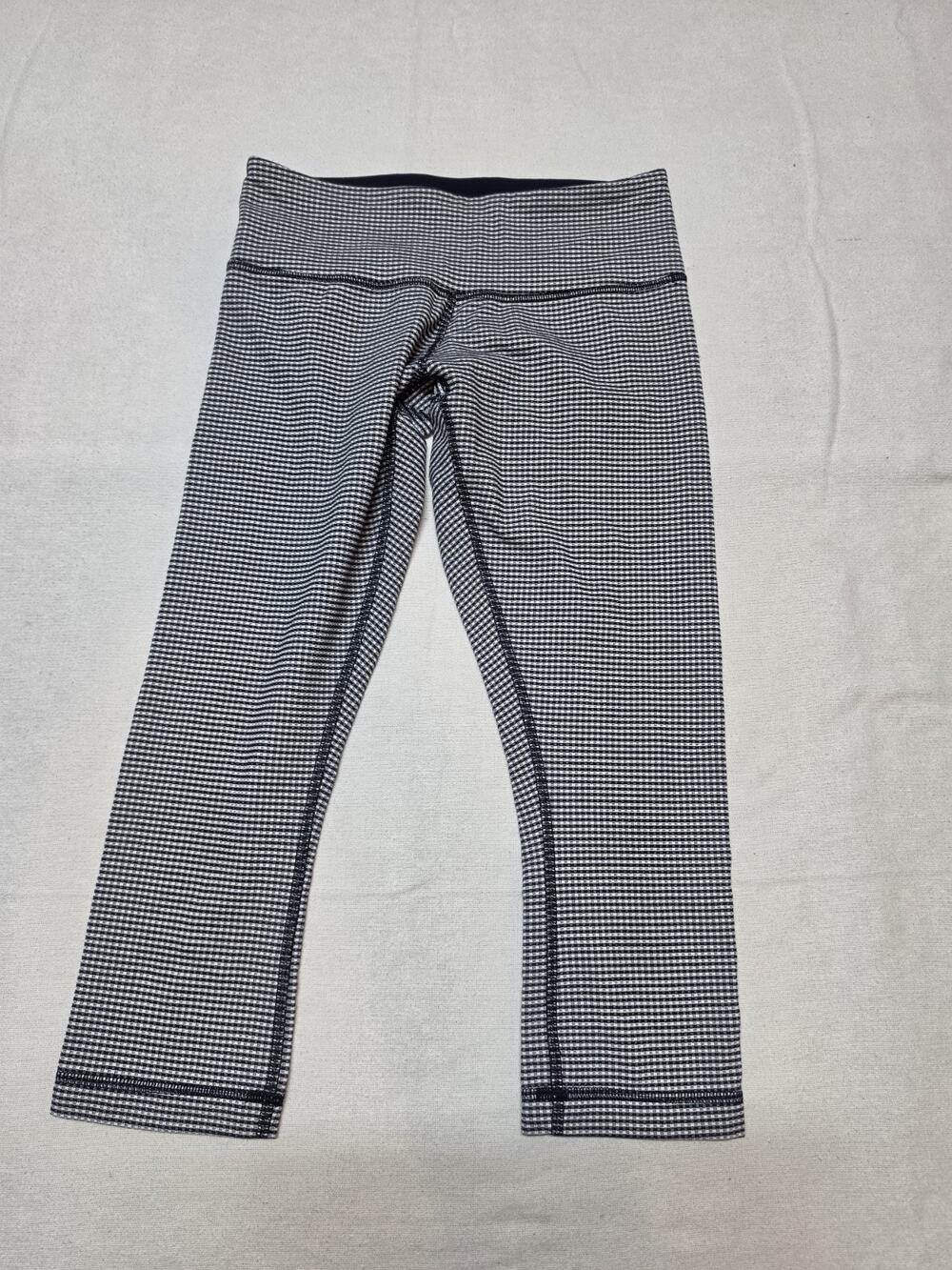 lululemon Black And White Plaid Leggings Size 1